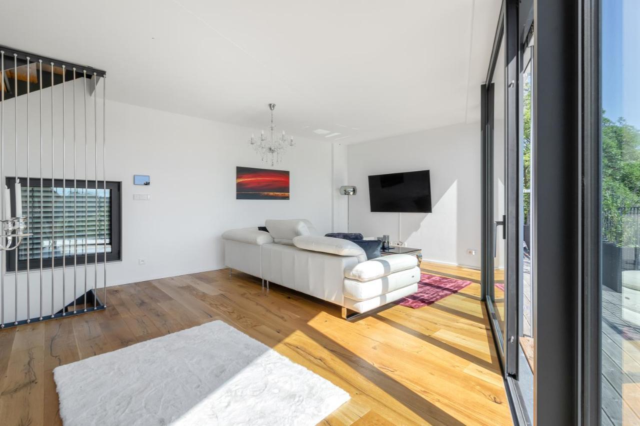 Luxury Penthouse * Praha